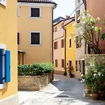 Quercus Village App 12 Mit Privatem Pool By Interhome アパート カリガドル