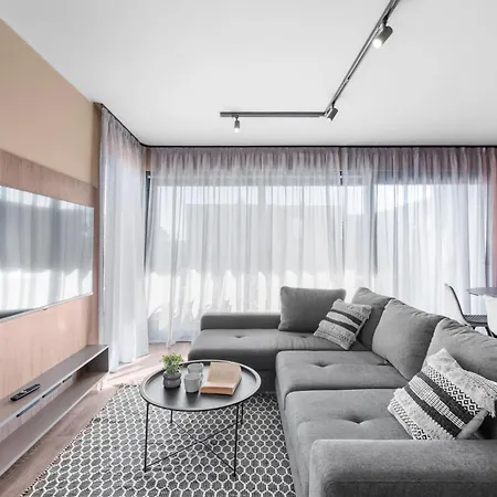 Quercus Village App 12 Mit Privatem Pool By Interhome